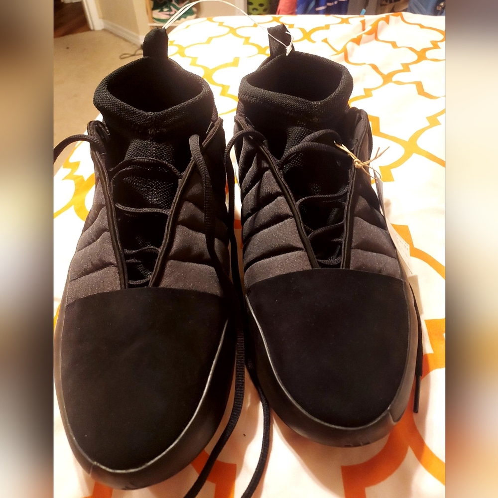Adidas James Harden VOL7 Core Black